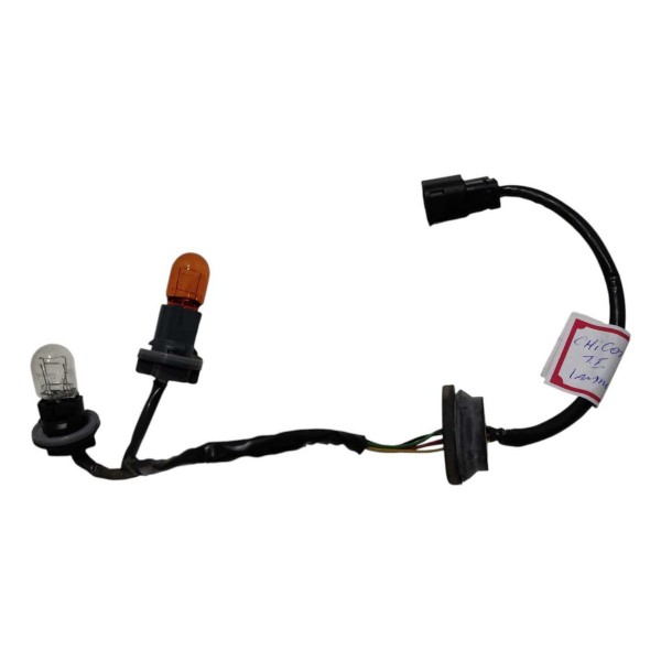 Soquete Lanterna Tras Esq  Gm Tracker Lt 2025