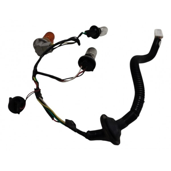 Chicote Lanterna Traseira Esquerda Nissan Sentra 2017 B5615