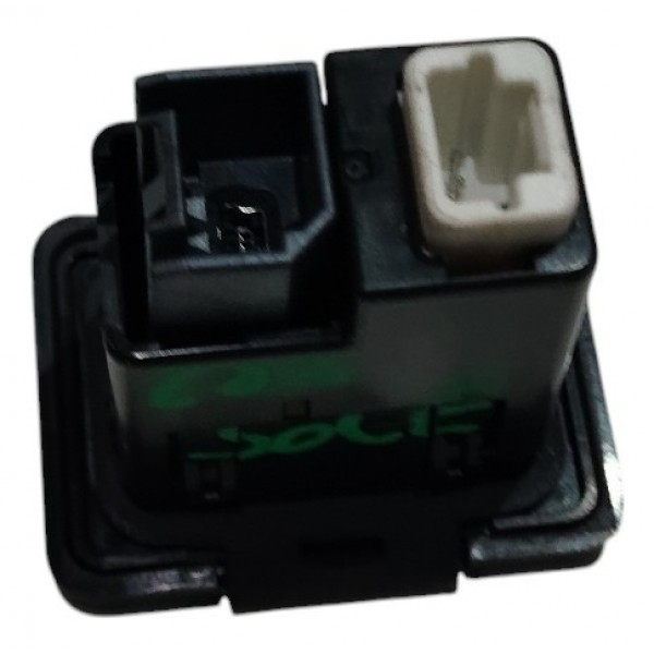 Entrada Usb Aux Console Nissan Sentra 2017 B5614