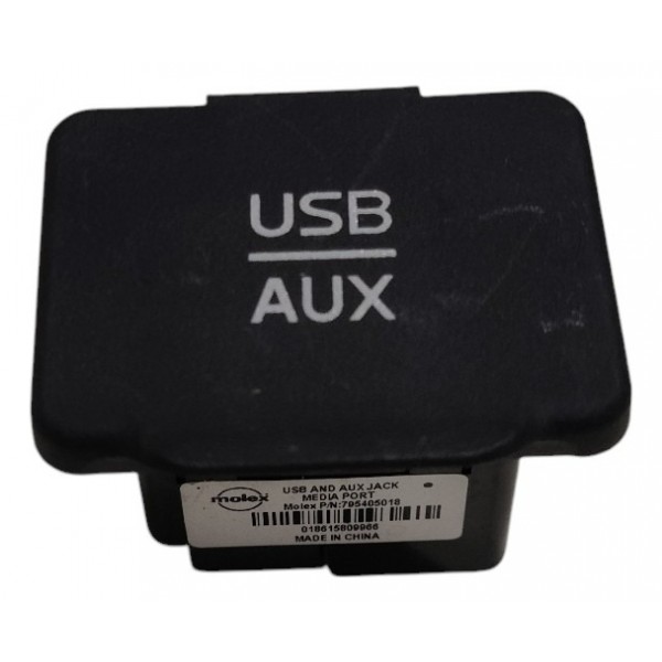 Entrada Usb Aux Console Nissan Sentra 2017 B5614