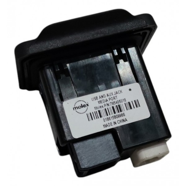 Entrada Usb Aux Console Nissan Sentra 2017 B5614