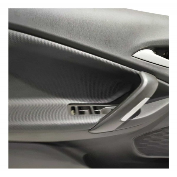 Forro Porta Diant Esq Chevrolet Tracker 2025