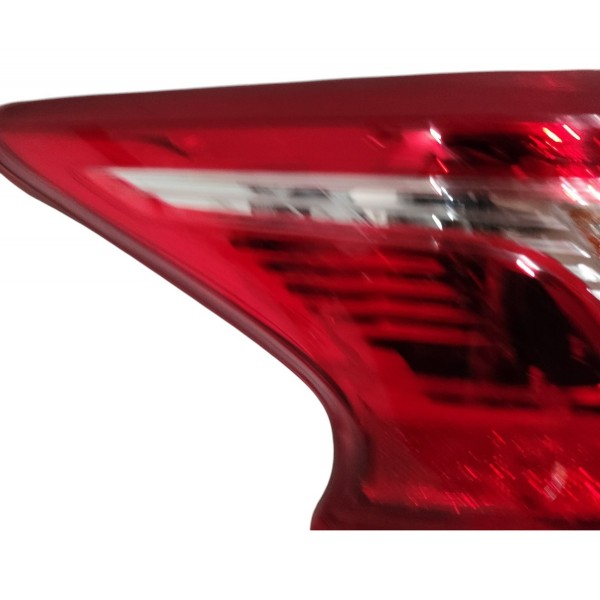Lanterna Traseira Esquerda Nissan Sentra 2017 B5565