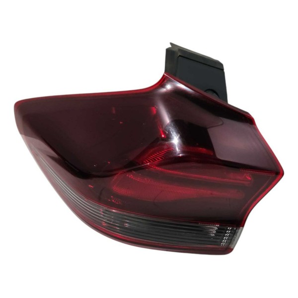 Lanterna Traseira Esquerda Chevrolet Tracker 2025