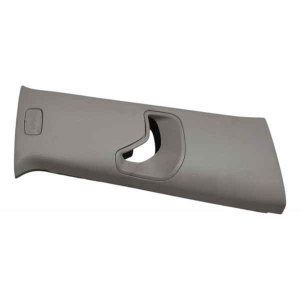 Acabamento Coluna Central Dir Chevrolet Tracker 2025