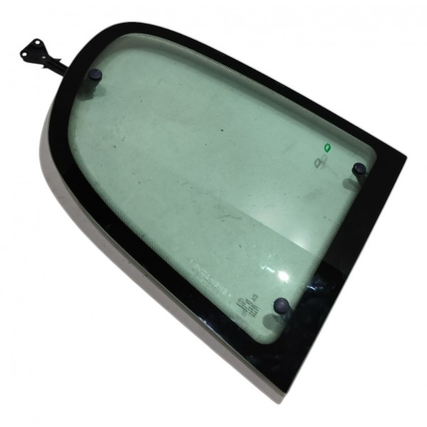 Vidro Fixo Traseiro Direito Peugeot 206 1.0 16v 2p B5079