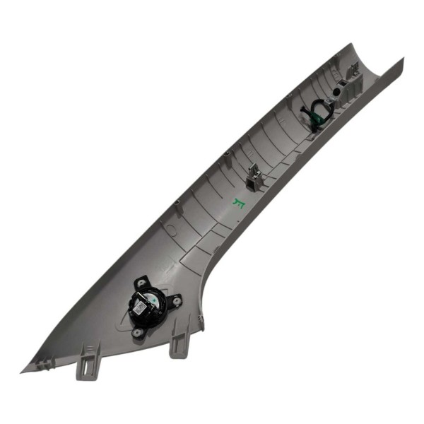 Moldura Coluna Parabrisa Esq Tweeter Chevrolet Tracker 2025