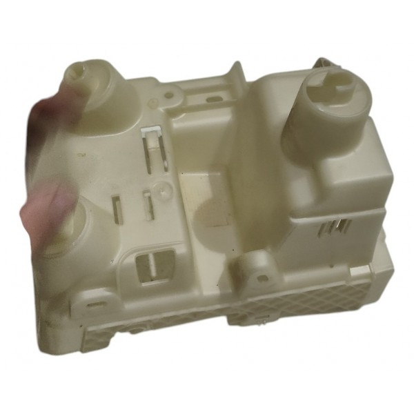 Carcaça Caixa Fusivel Peugeot 208 1.6 Aut 2017 B4573