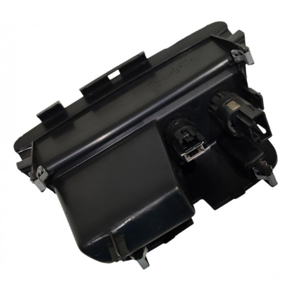 Tomada Usb 12v Peugeot 208 1.6 Aut 2017 B4567