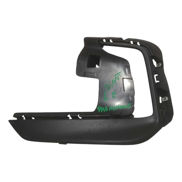 Acabamento Esquerdo Parachoque Diant Chevrolet Tracker 2025