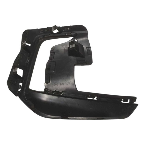 Acabamento Esquerdo Parachoque Diant Chevrolet Tracker 2025