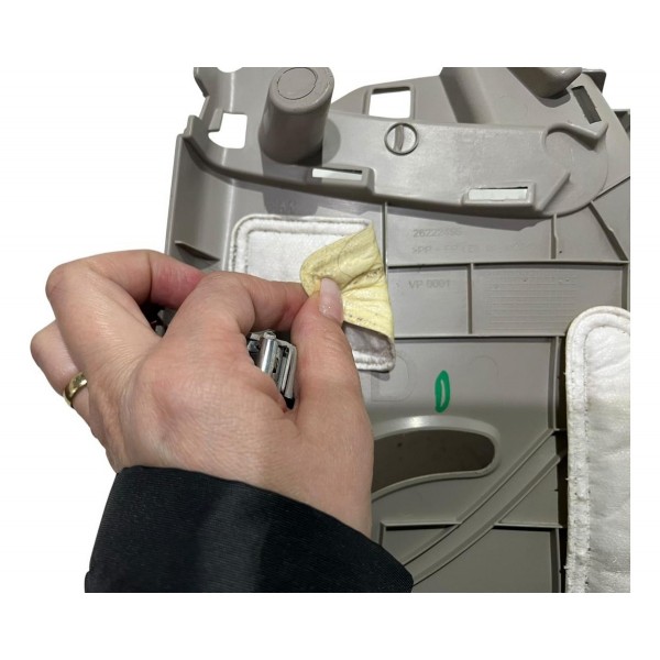 Suporte Tampão Tras Direita Gm Onix 1.0 Turbo 2022 B4118