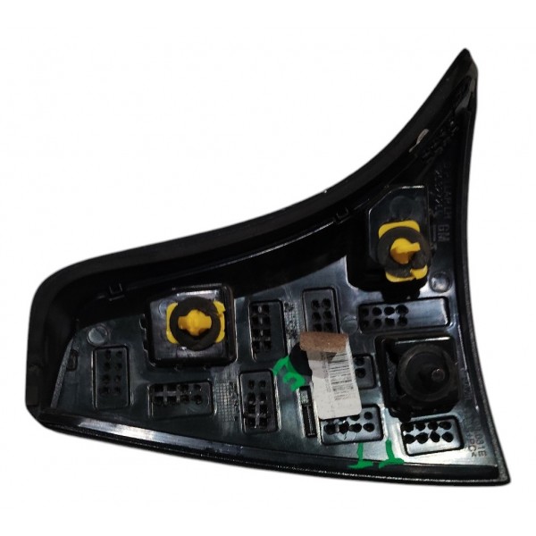 Acabamento Tampa Traseira Esq Onix 1.0 Asp 2024 Hatch B4056