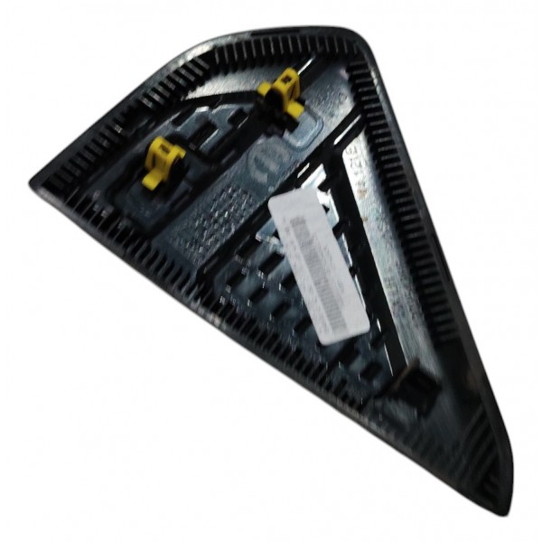 Acabamento Paralama Esquerdo Fiat Strada 2023 B3589