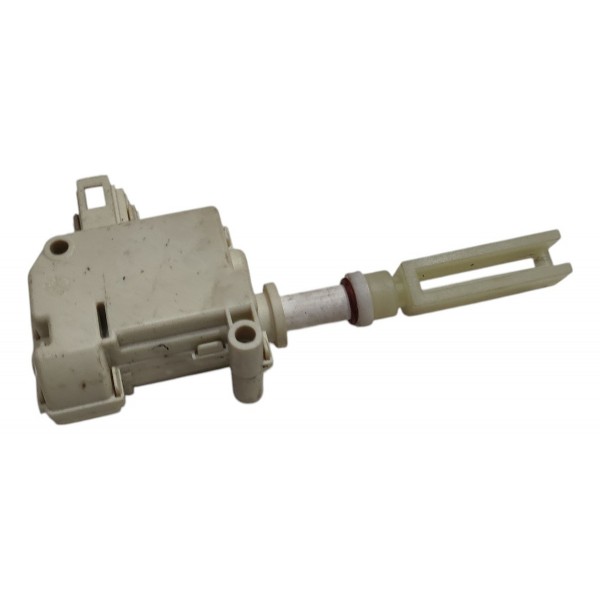 Motor Trava Portinhola Vw Voyage 1.0 8v 2011 B3488