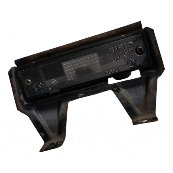 Luz Placa Fiat Strada 2023 1.3 B3183