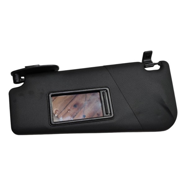 Quebra Sol Esquerdo Fiat Strada 2023 1.3 B3082