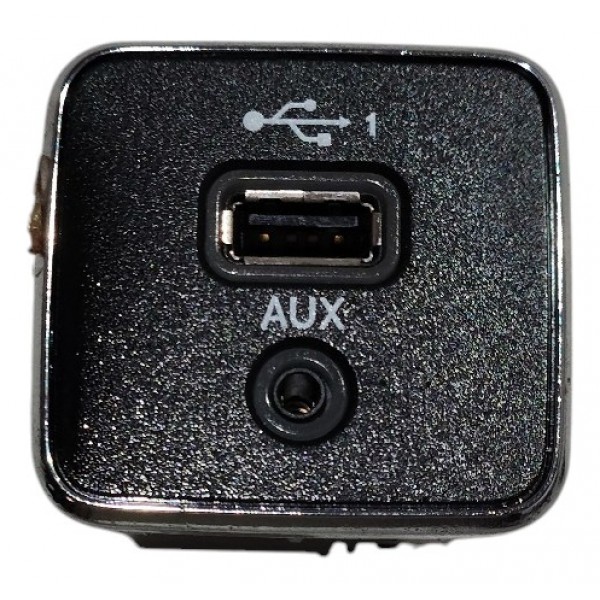 Entrada Usb Auxiliar Fiat Strada 2023 1.3 B3017