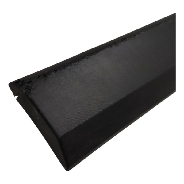 Friso Porta Diant Dir Fiat Strada 2023 1.3 B2958 Detalhe