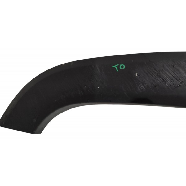 Aplique Moldura Paralama Tras Dir Strada 2023 B2929 Detalhe