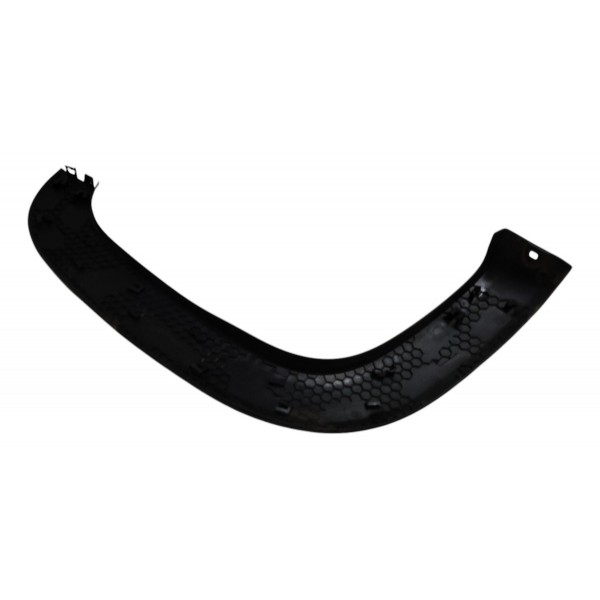 Aplique Moldura Paralama Tras Dir Strada 2023 B2929 Detalhe