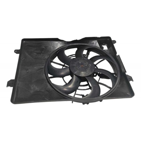 Ventoinha C/ Defletor Hyundai Ix35 2015 Detalhe