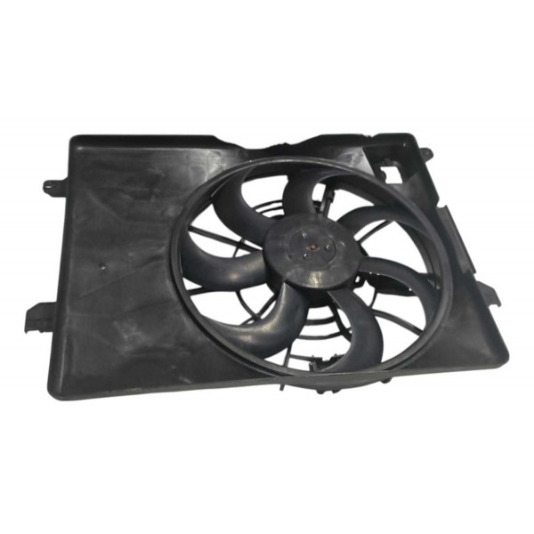 Ventoinha C/ Defletor Hyundai Ix35 2015 Detalhe