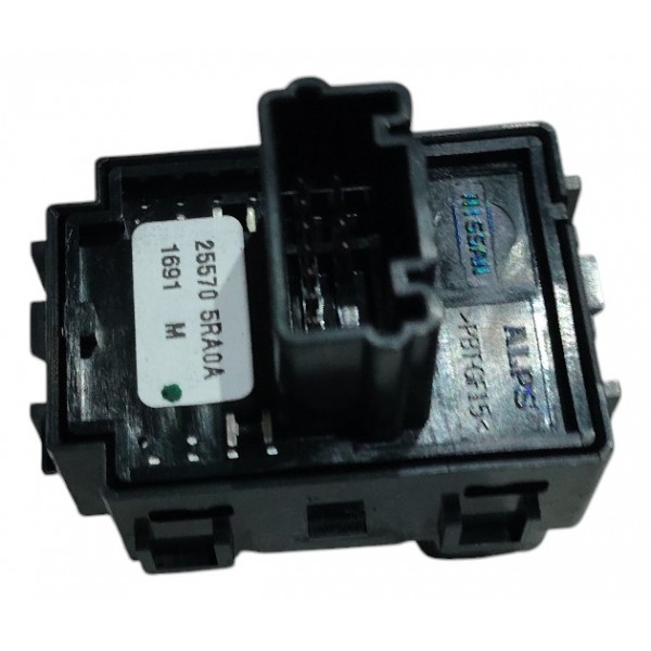 Comando Retrovisor Eletrico Nissan Versa 1.6 2023 B2641