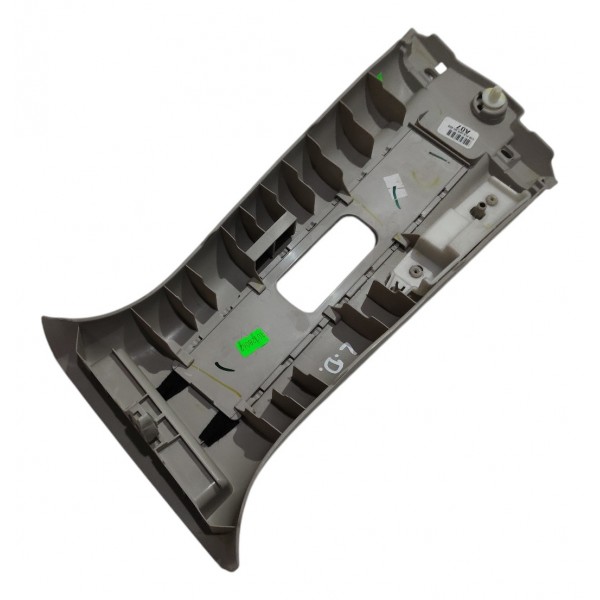 Moldura Lateral Central Dir Nissan Versa 1.6 2023 B2610