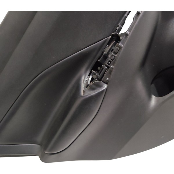 Forro Porta Tras Esquerdo Nissan Versa 1.6 2023 Aut B2512