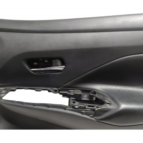 Forro Porta Diant Direito Nissan Versa 1.6 2023 Aut B2511