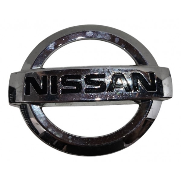 Emblema Tampa Traseira Nissan Versa 1.6 2023 Aut B2478