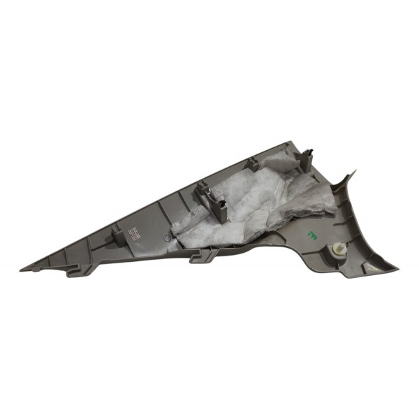 Moldura Coluna Tras Direita Nissan Versa 1.6 2023 Aut B2438