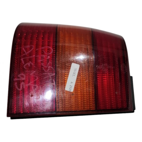 Lanterna Traseira Esquerda Vw Passat Variante 1995 B2269