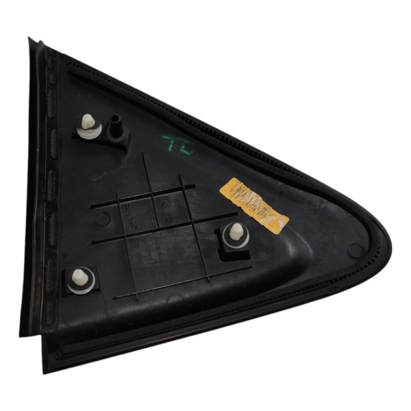 Acabamento Traseiro Direito Gm Onix Plus 1.0 Turbo 22 B1846