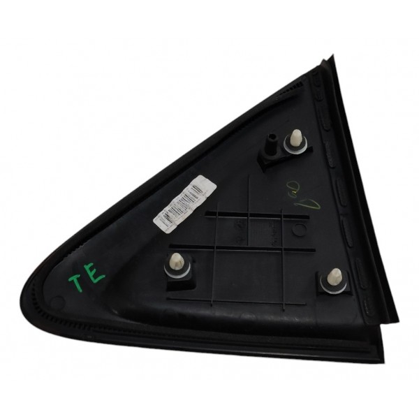 Acabamento Traseiro Esquerdo Gm Onix Plus 1.0 Turbo 22 B1845