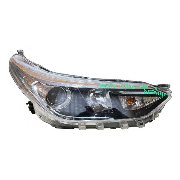 Farol D.d Toyota Yaris  2021c/detalhe