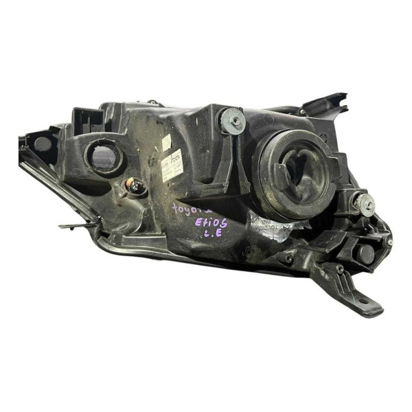 Farol Toyota Etios 2012 L.e C/detalhe B7653
