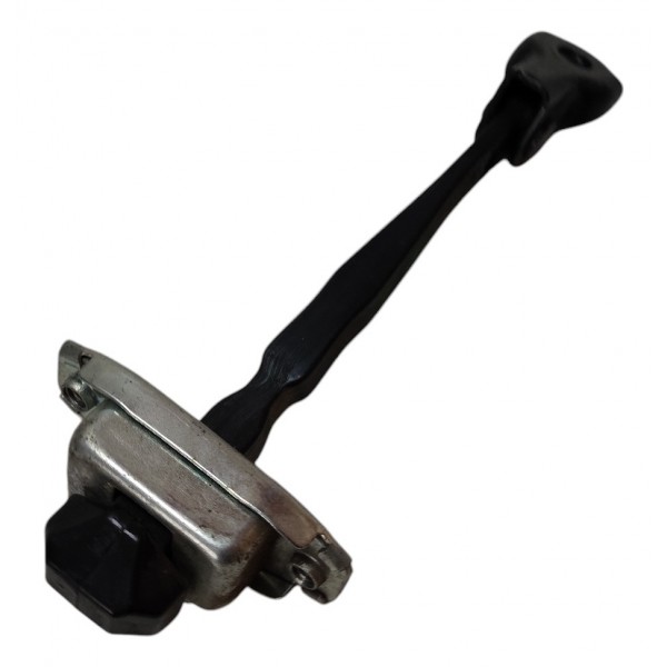 Limitador Dobradiça Tras Esq Nissan March 1.6 2013 B1688