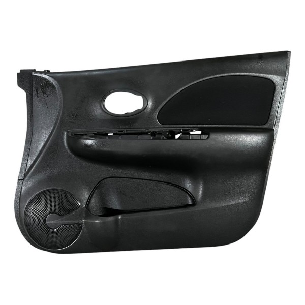 Foro De Porta Dianteiro Direito  Nissan March Ano 2013