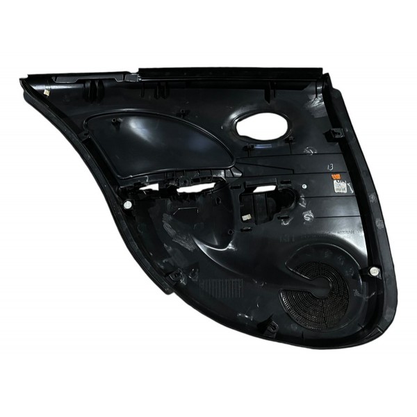 Foro De Porta Traseiro Direito  Nissan March Ano 2013