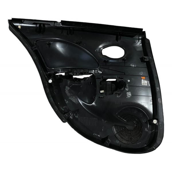 Foro De Porta Traseiro Direito  Nissan March Ano 2013