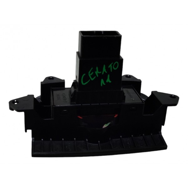 Botão Alerta Kia Cerato 2018 B1074