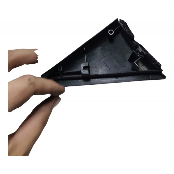 Acabamento Externo Tras Esq Toyota Corolla 2000 B1069