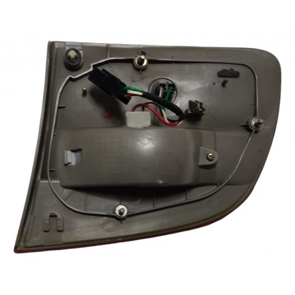 Lanterna Tampa Traseira Esquerda Toyota Corolla 2000 B1061