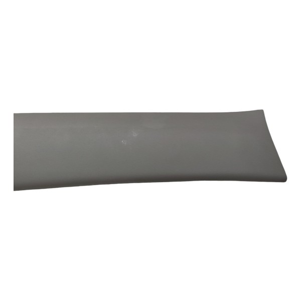 Acabamento Direito Coluna Parabrisa Renault Kwid 2022 B796