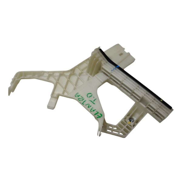 Guia Vidro Tras Dir Hyunda Elantra 2018 B554