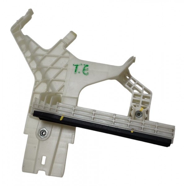 Guia Vidro Tras Esq Hyunda Elantra 2018 B538