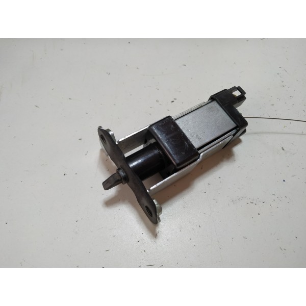 Trava Portinhola Tanque Combustivel Azera 3.0 2010 A9987