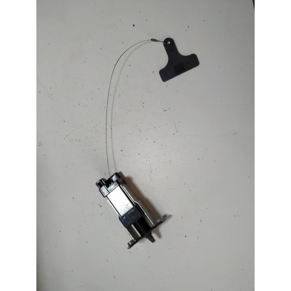 Trava Portinhola Tanque Combustivel Azera 3.0 2010 A9987